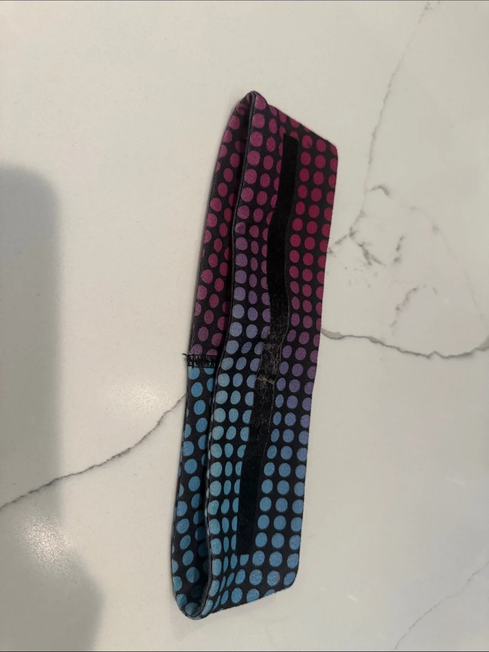 lululemon athletica Gradient Dot Headband in Pink, Purple, Blue
